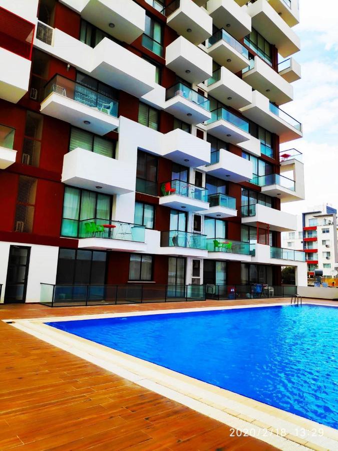 Uptown Holiday App & Pool Daily Rental Contactless Check In & Check Out Famagusta  Exteriér fotografie