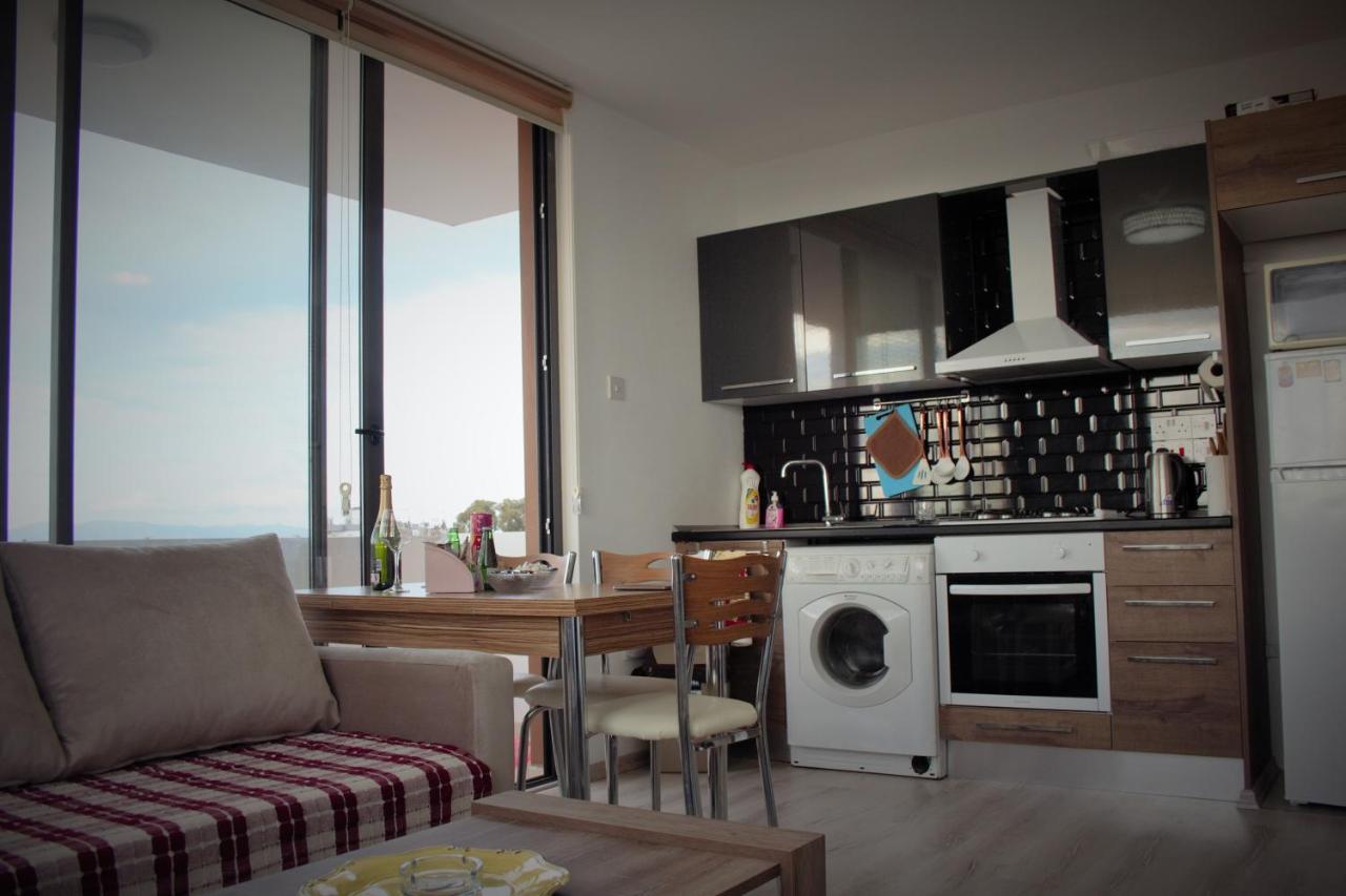 Uptown Holiday App & Pool Daily Rental Contactless Check In & Check Out Famagusta  Exteriér fotografie