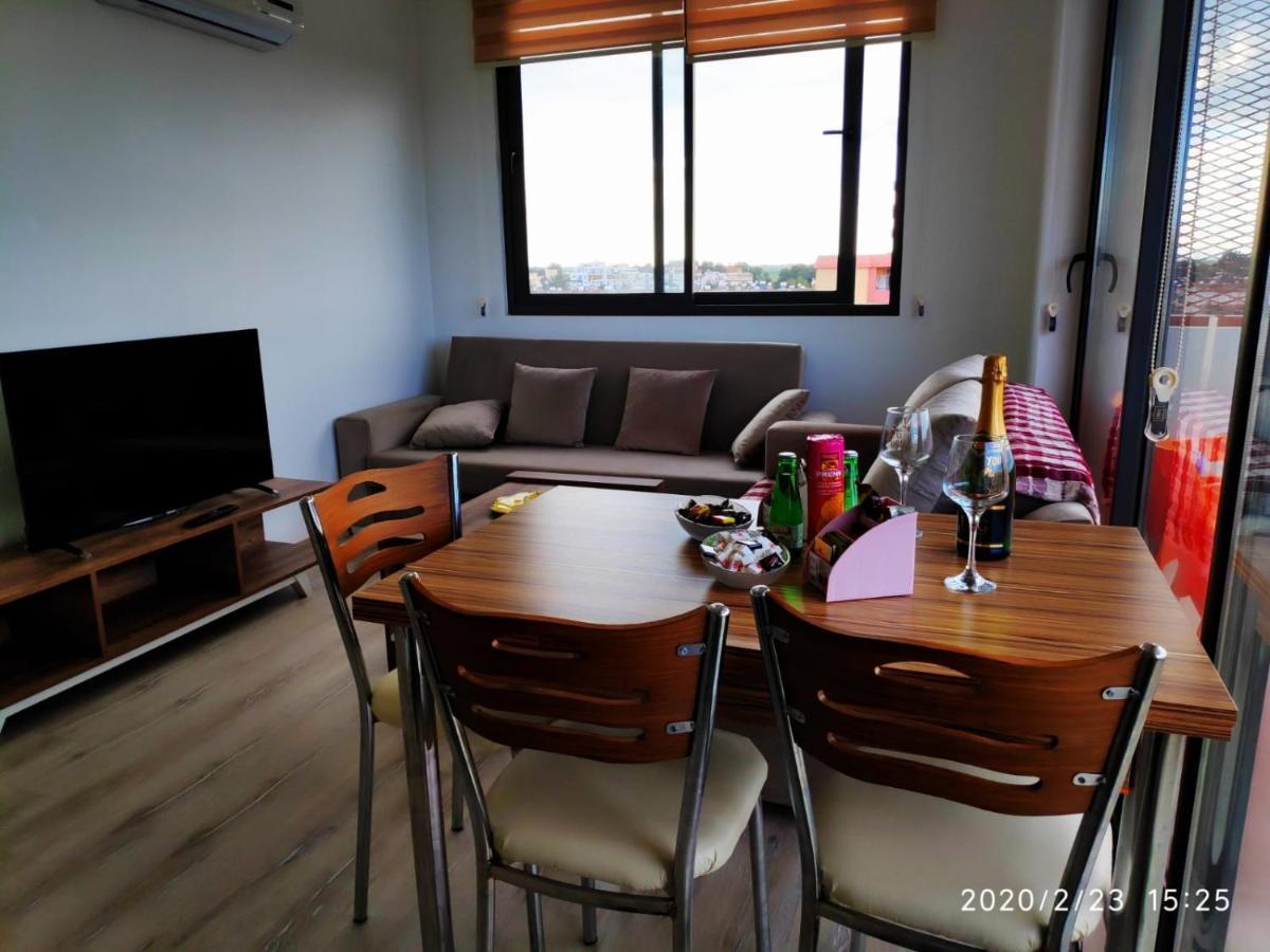 Uptown Holiday App & Pool Daily Rental Contactless Check In & Check Out Famagusta  Exteriér fotografie